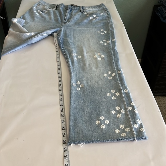 Point Sur Denim 11” Kick Out Crop High Rise Size 30 - Picture 7 of 16